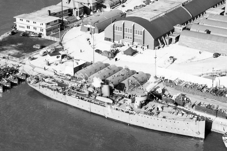 USS Wilmette, U.S. Navy training vessel during WWI and WWII